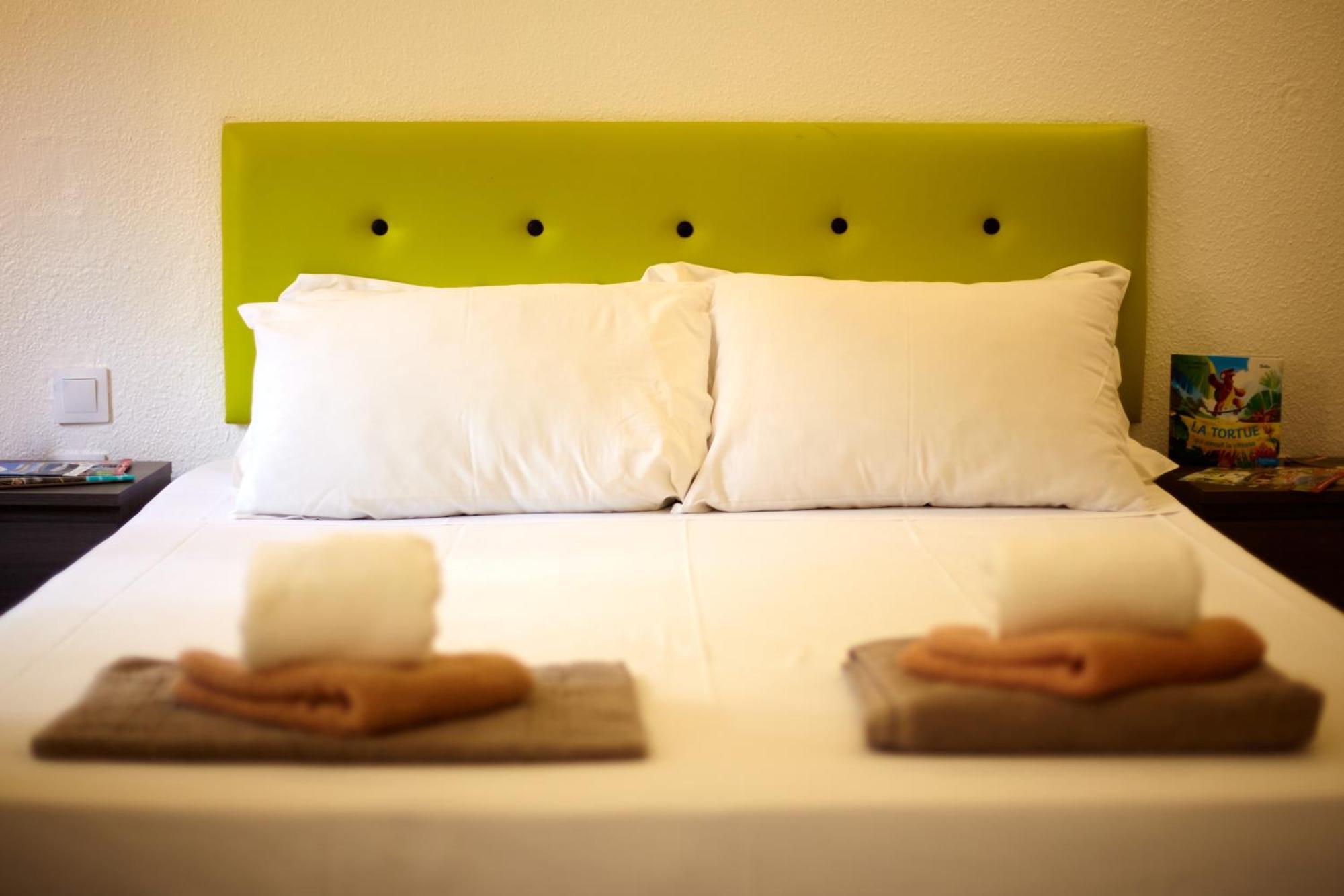 Hotel La Voile Bleue La Richardais Kültér fotó