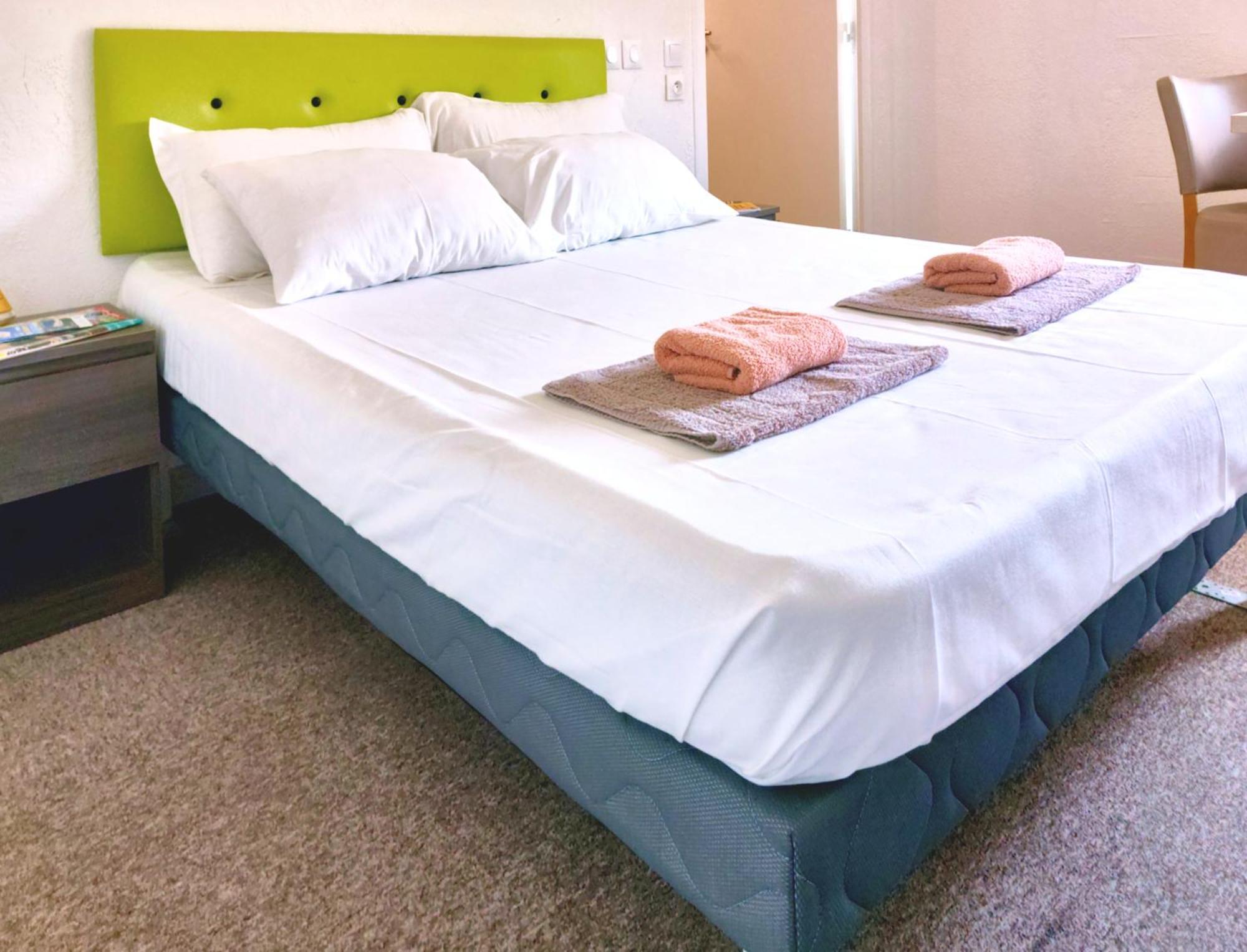Hotel La Voile Bleue La Richardais Kültér fotó