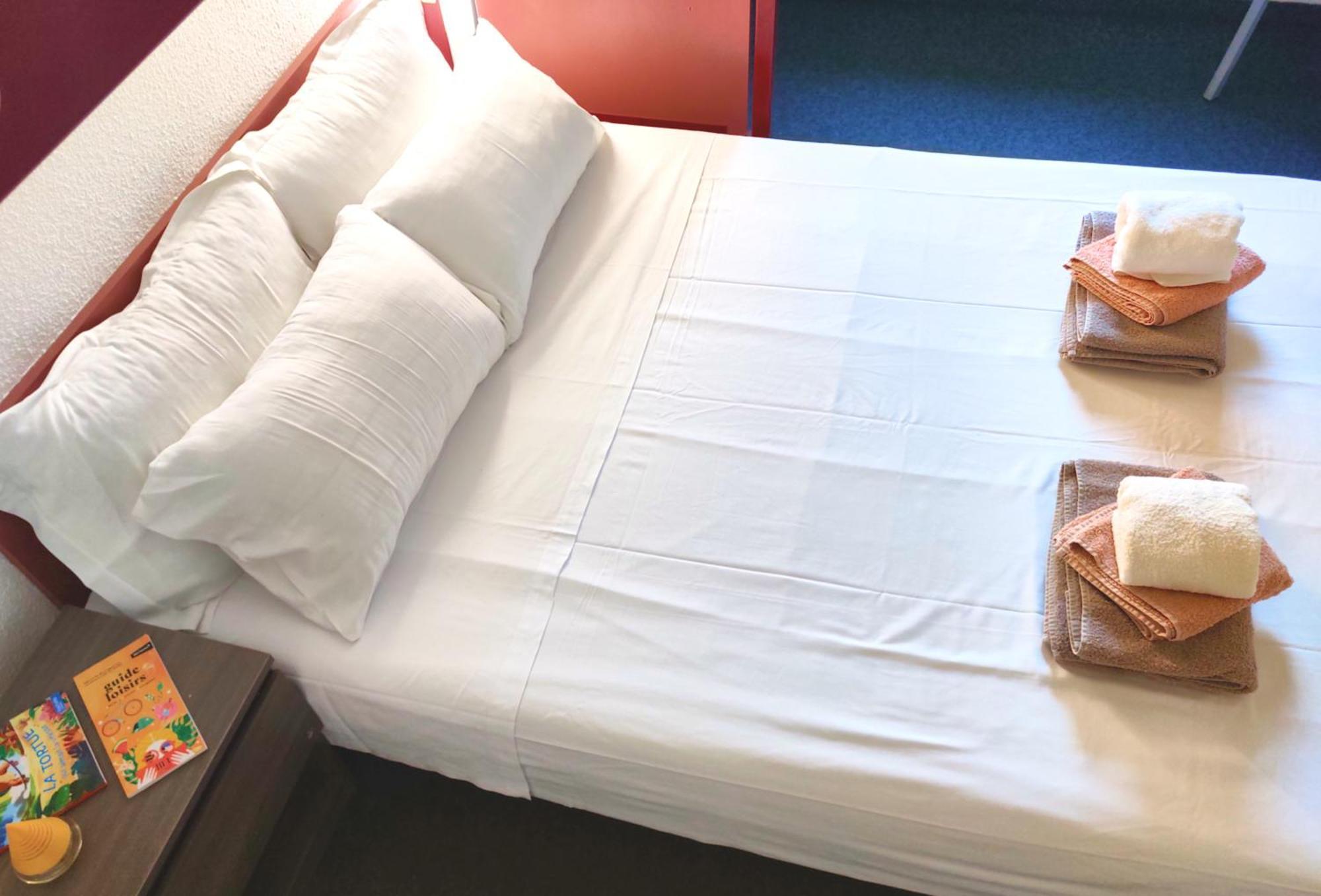 Hotel La Voile Bleue La Richardais Kültér fotó
