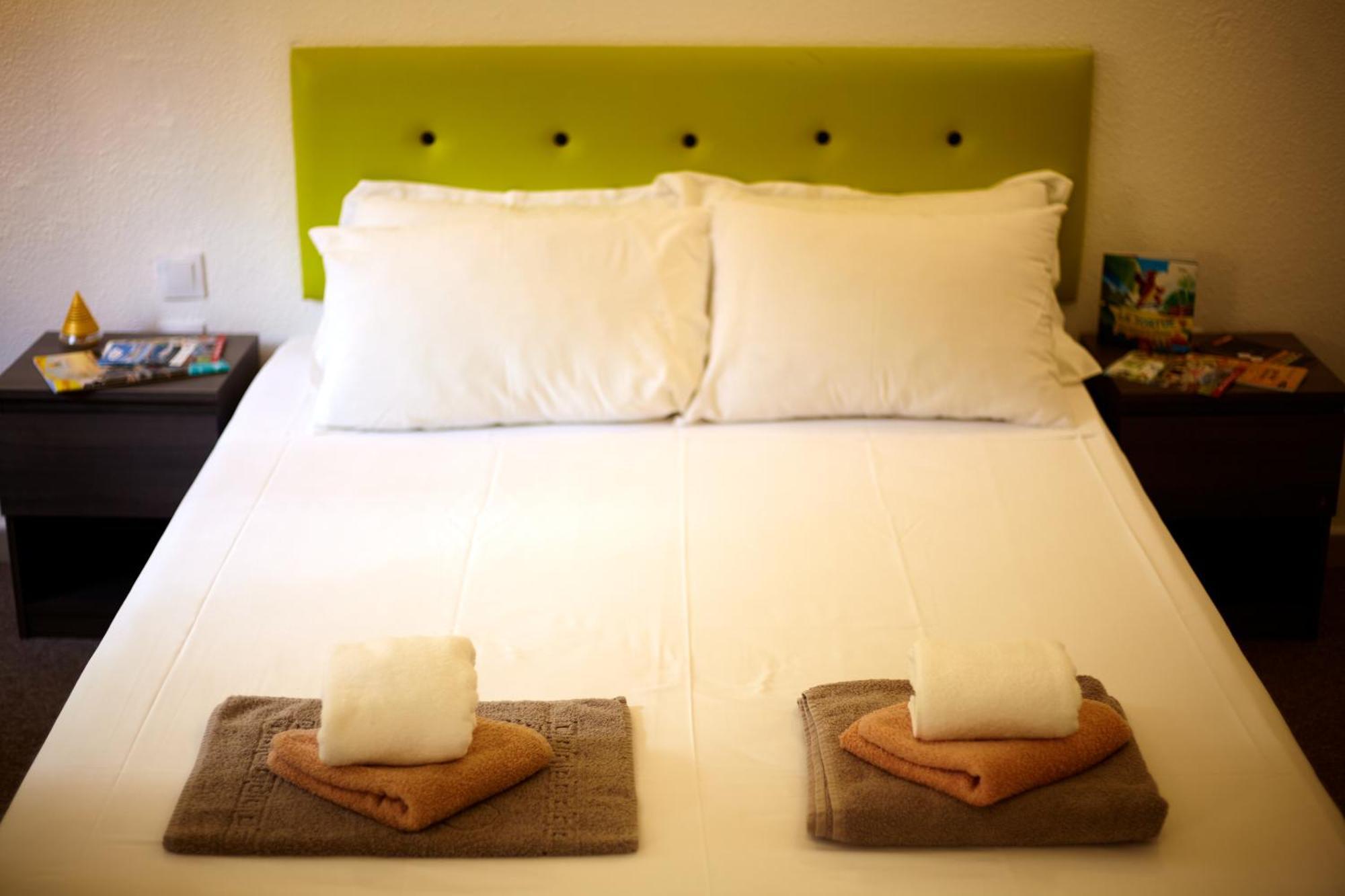 Hotel La Voile Bleue La Richardais Kültér fotó